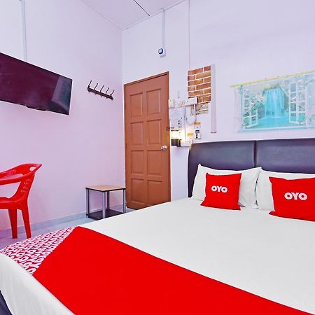 Spot On 90156 Bidara Guest House Malacca Buitenkant foto